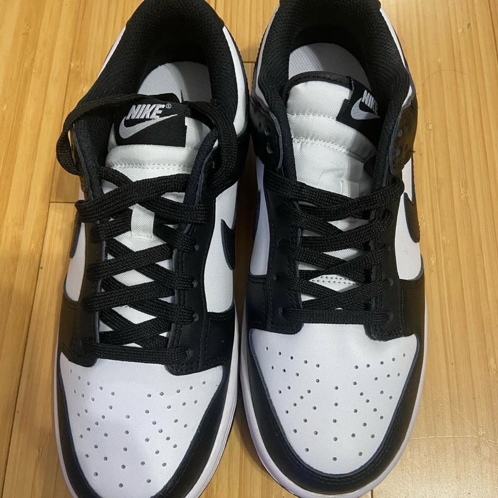 Nike Big Kids's Black and White Sneakers